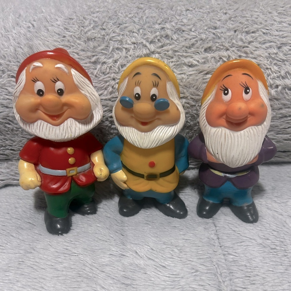 Vintage Walt Disney Snow White Seven Dwarfs Unique Set of 3 Rubber Figures